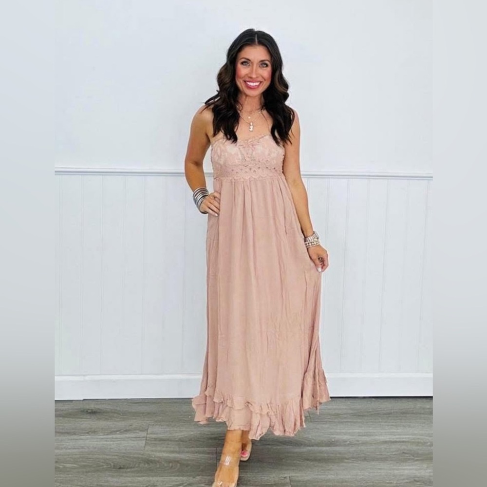 NWT Strapless Chic Blush Maxi Dress with Lace Detail